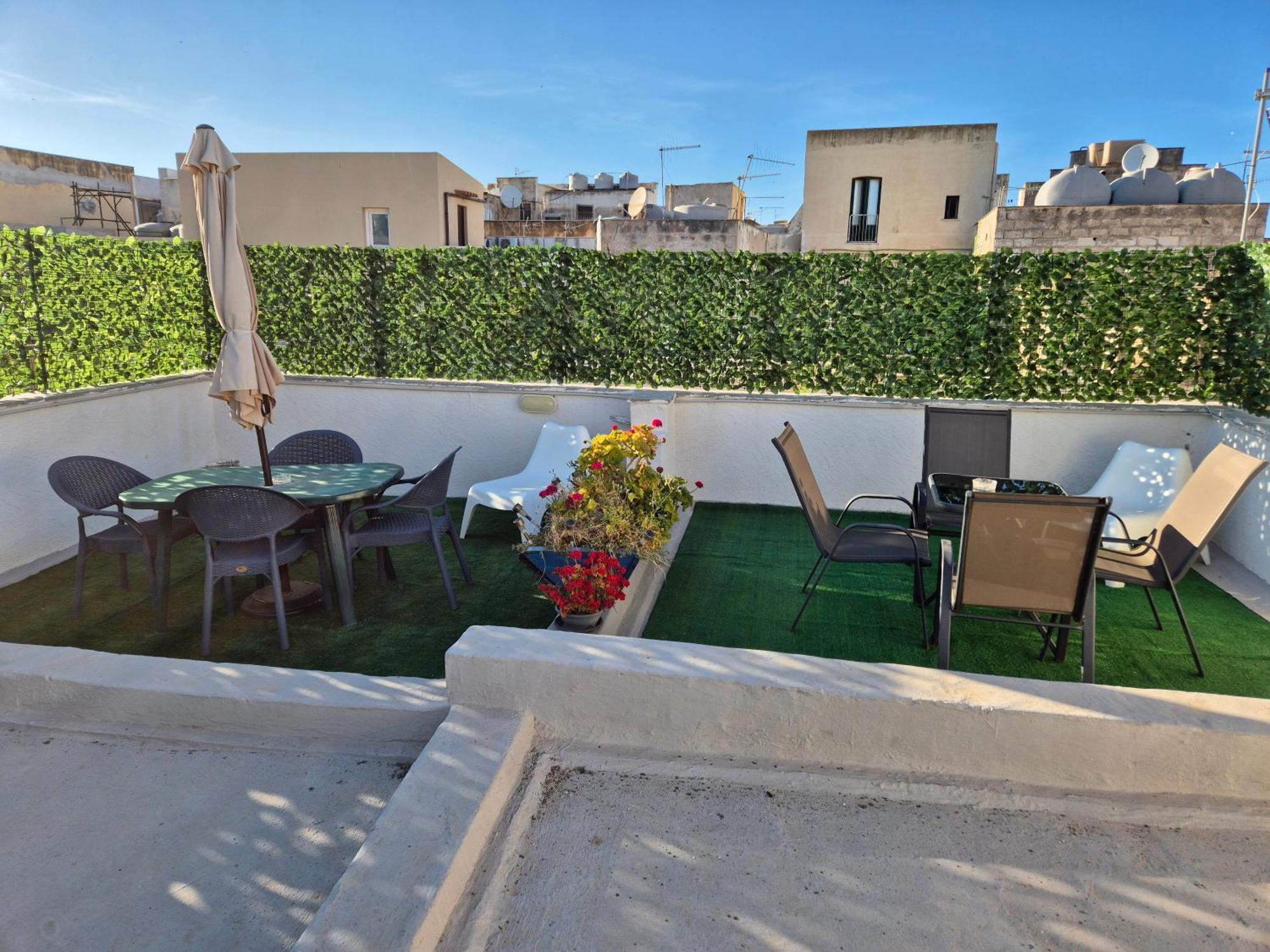 Casette Di Alex Con Terrazza Trapani Exterior foto
